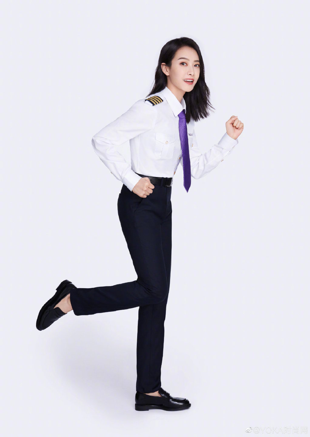 山东省青岛女演员宋茜清爽制服装写真图片图片 山东省青岛女演员宋茜清爽制服装写真图片图片