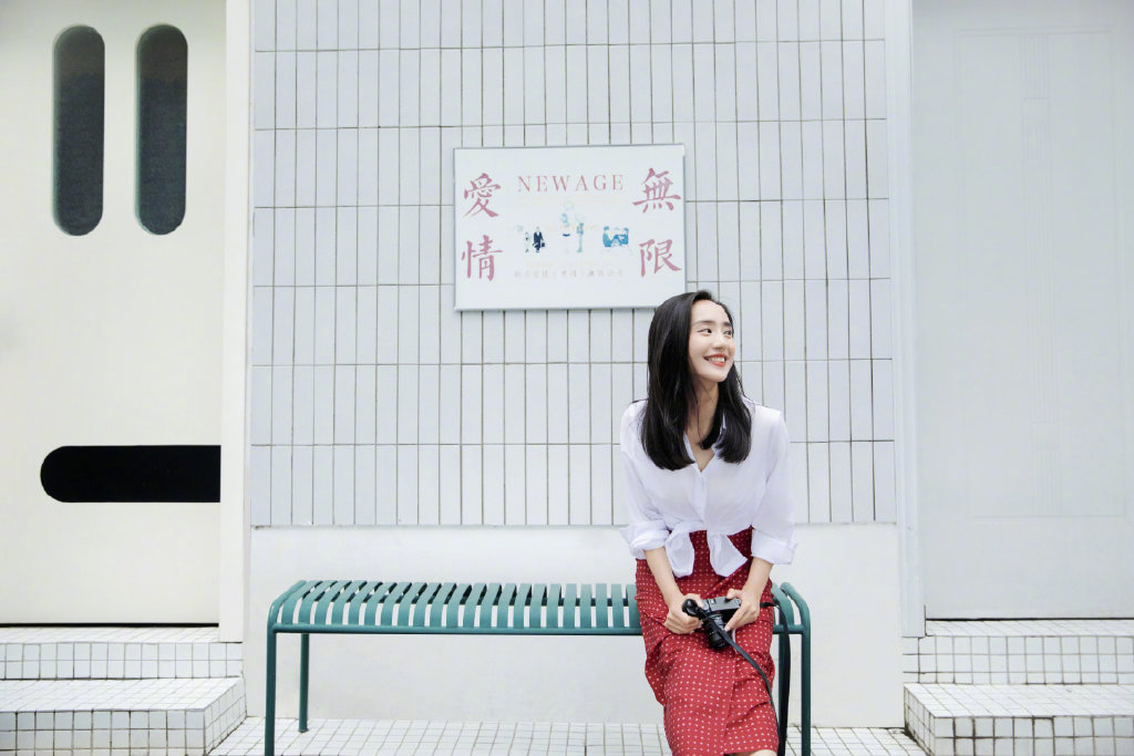 高清中国内地新生代功夫女明显王智素雅清新街拍写真图片王智图片图片