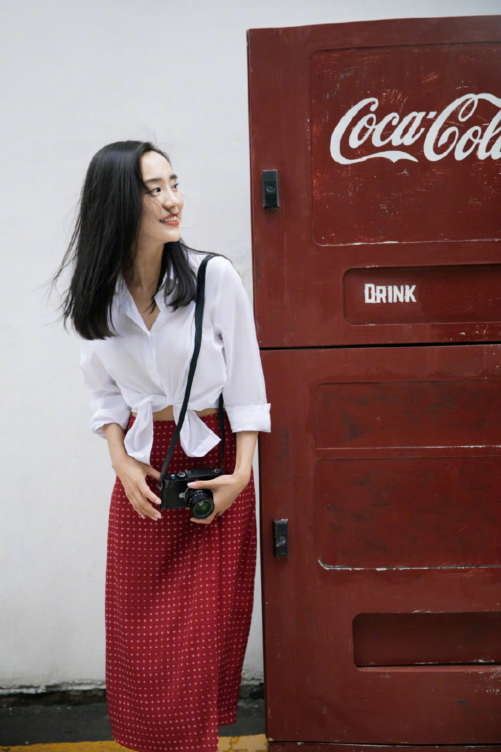 高清中国内地新生代功夫女明显王智素雅清新街拍写真图片王智图片图片