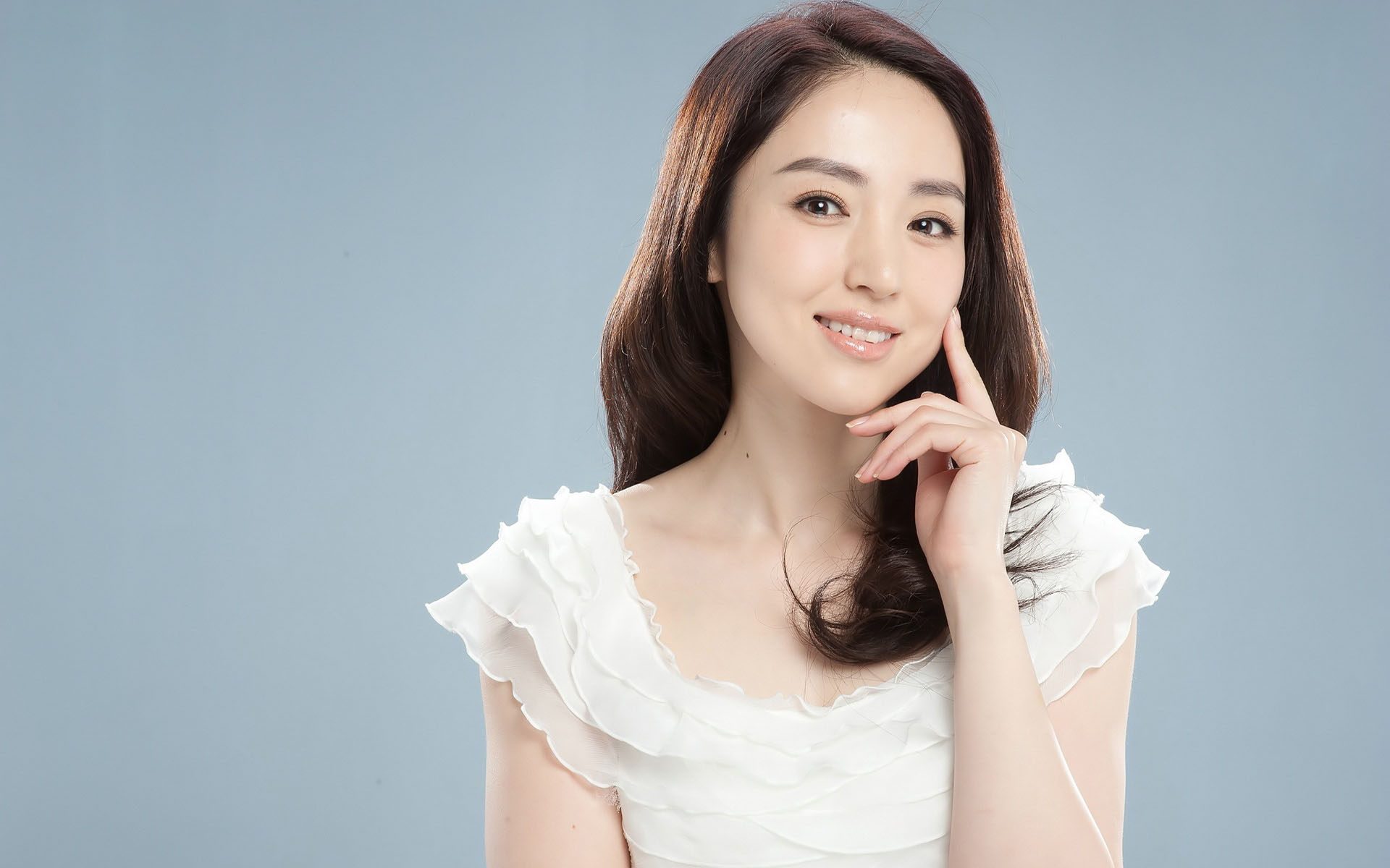 高清中国内地黑龙江省牡丹江影视女演员董璇白色的衣装粉嫩可爱电脑壁纸图片 高清中国内地黑龙江省牡丹江影视女演员董璇白色的衣装粉嫩可爱电脑壁纸图片