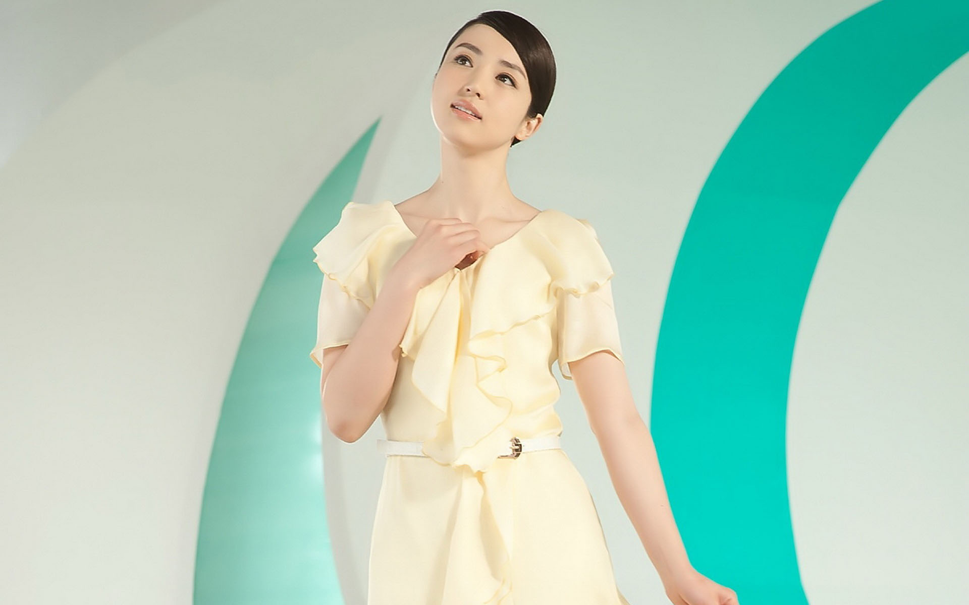 高清中国内地黑龙江省牡丹江影视女演员董璇气质靓丽美女写真图片