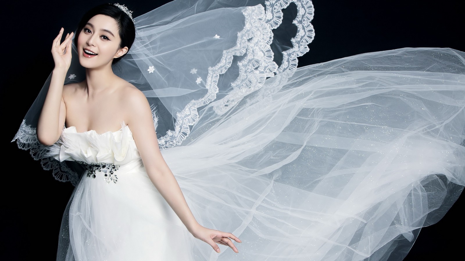 高清电脑pc端范冰冰高清桌面壁纸之美丽婚纱图片
