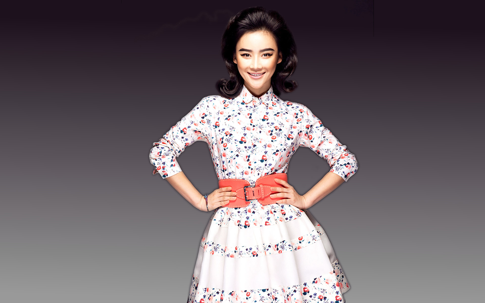 高清中国内地影视湖北省襄阳女演员袁姗姗羽毛裙唯美写真桌面壁纸图片