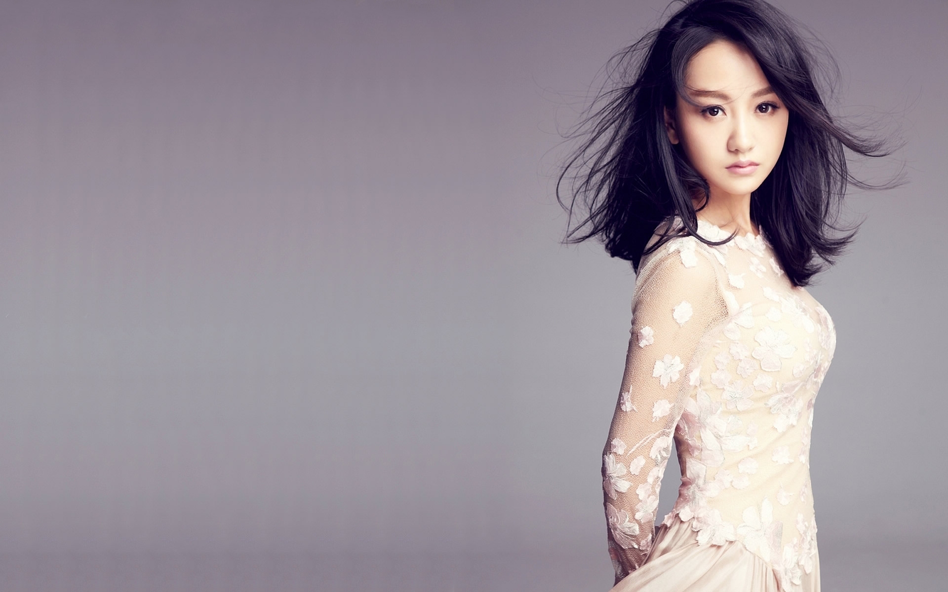 高清中国内地云南保山女演员杨蓉桌面壁纸图片 高清中国内地云南保山女演员杨蓉桌面壁纸图片