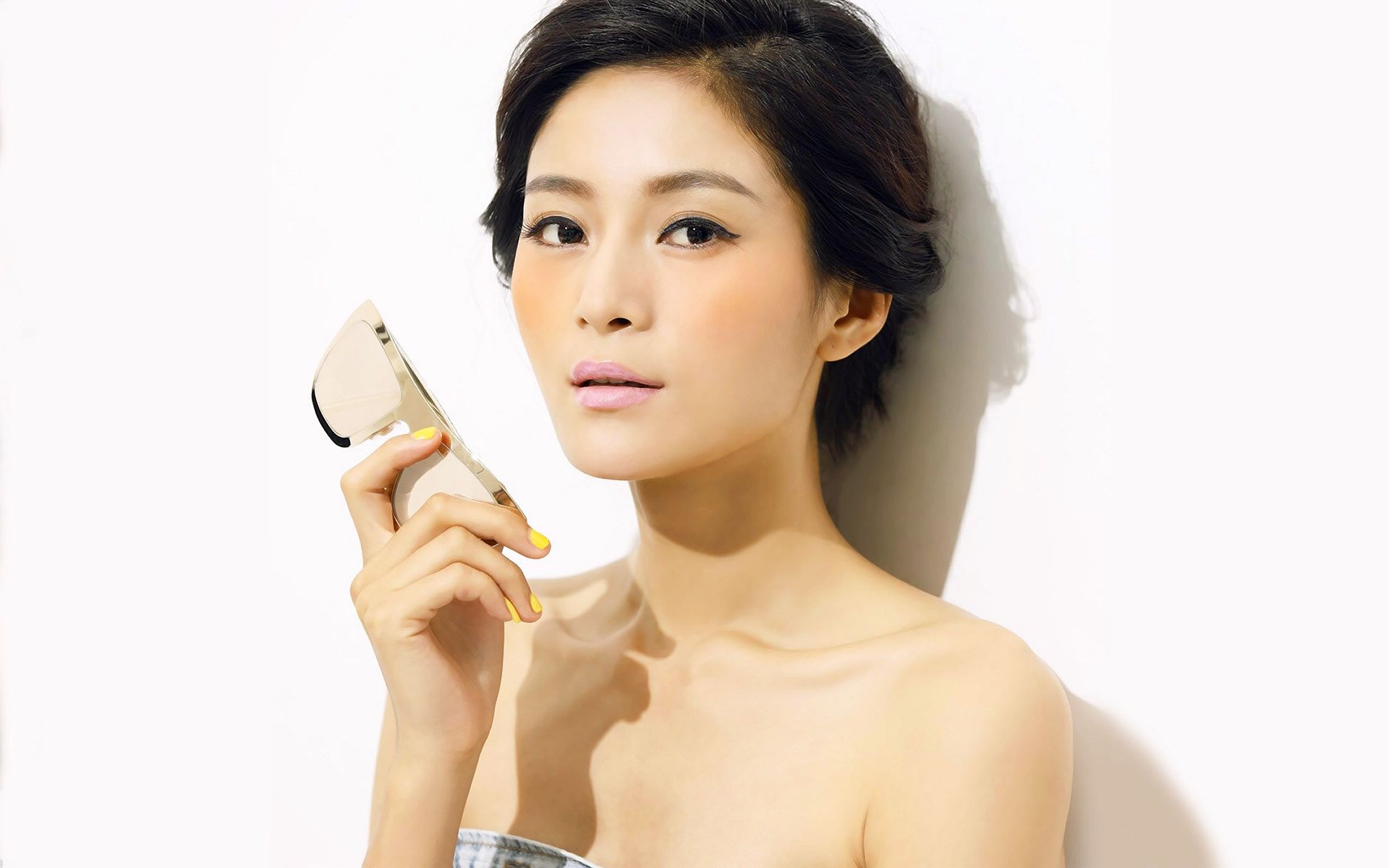 高清内地山东烟台女演员王媛可清爽时尚写真图片图片