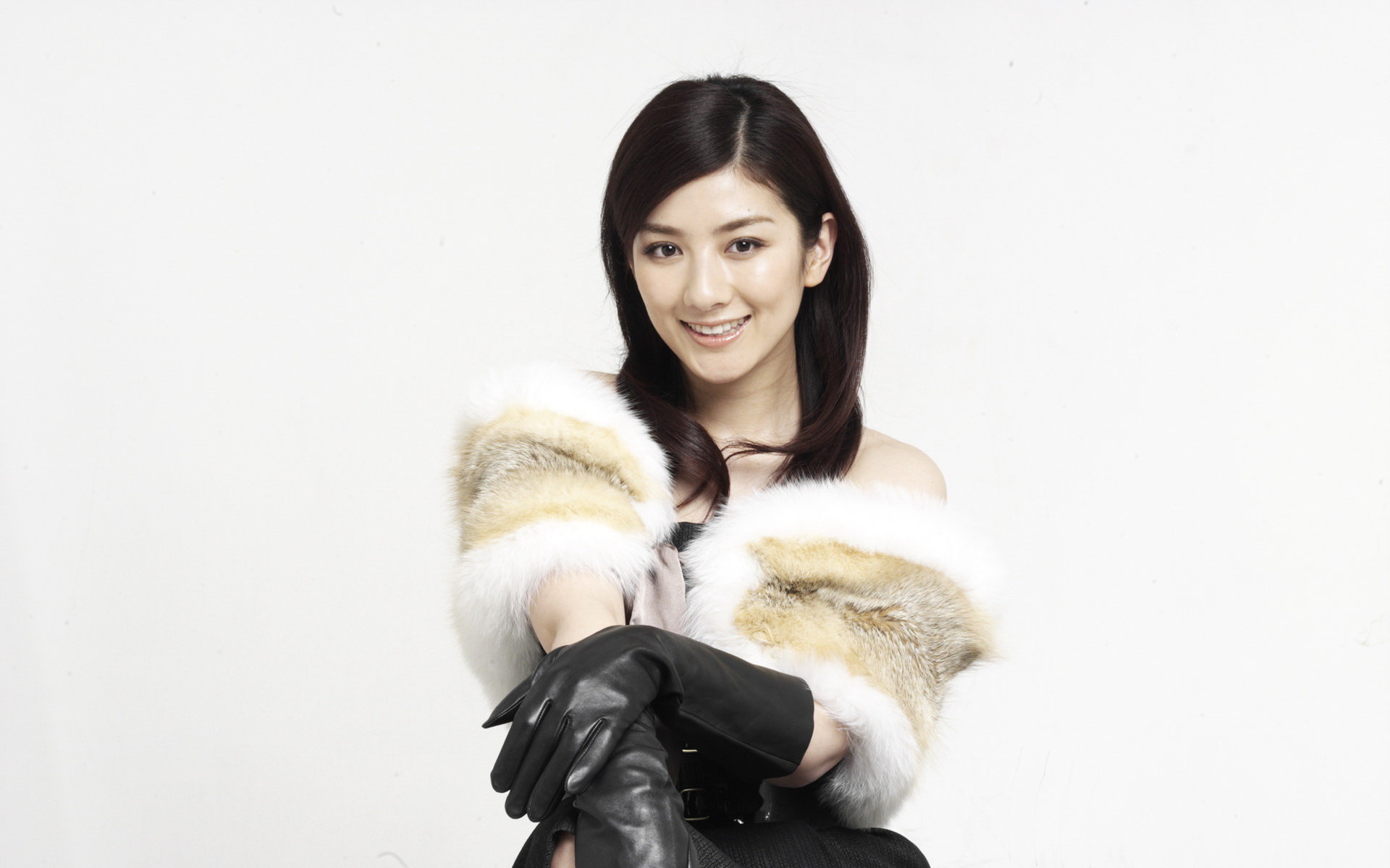 上海美女演员黄奕彩虹纱裙优雅写真图片图片 上海美女演员黄奕彩虹纱裙优雅写真图片图片