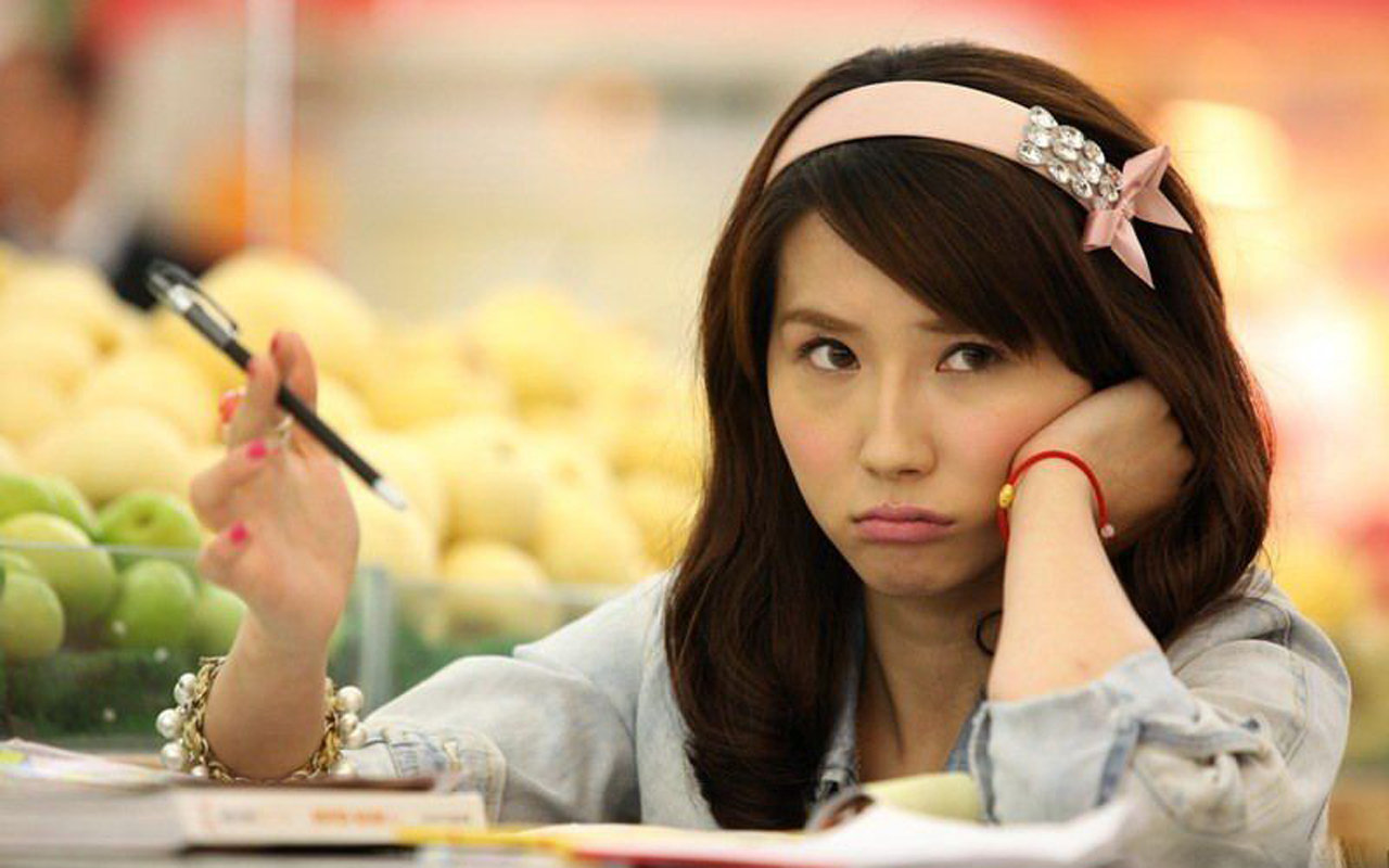 中国内地江西省九江女演员方方安娜初冬素雅温暖时尚写真图片图片