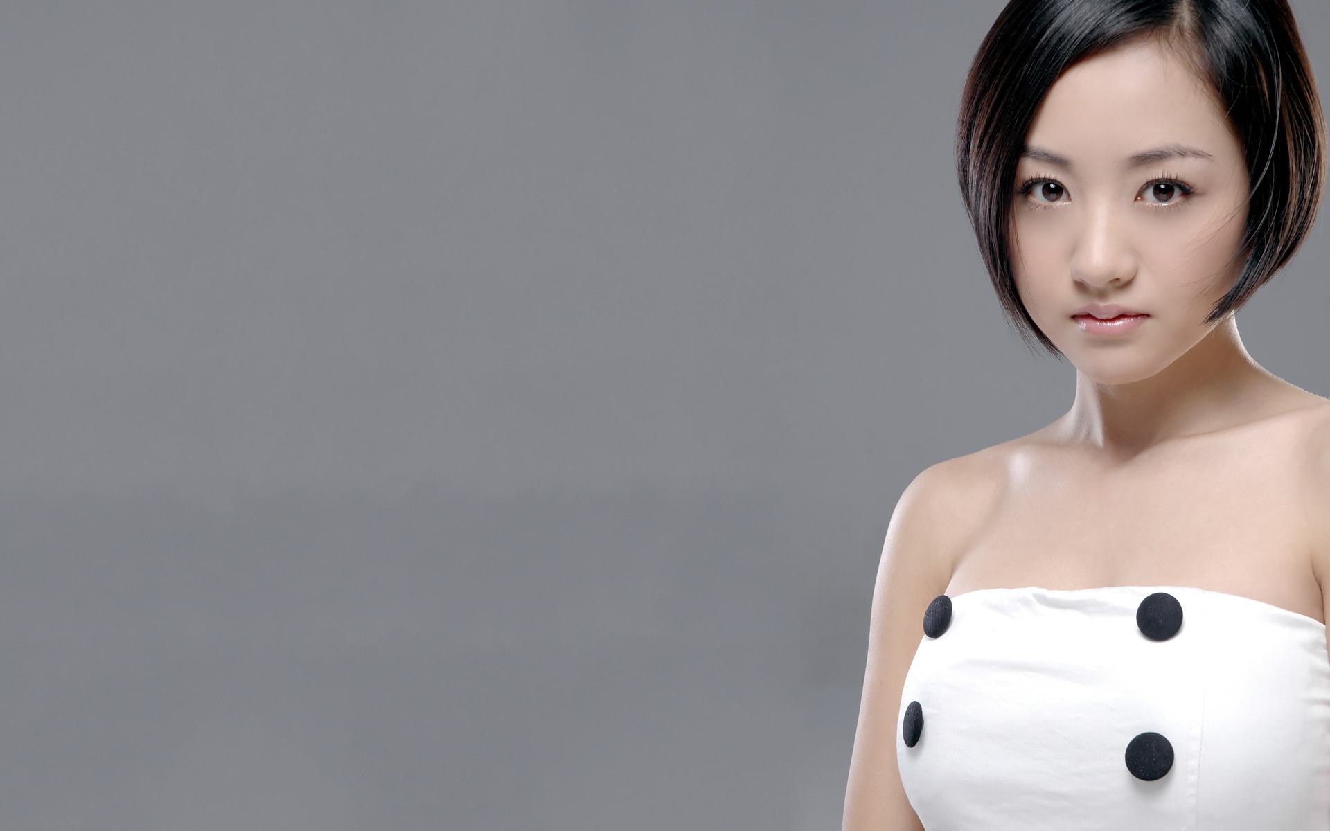 高清中国内地云南保山女演员杨蓉性感迷人写真图片桌面壁纸图片