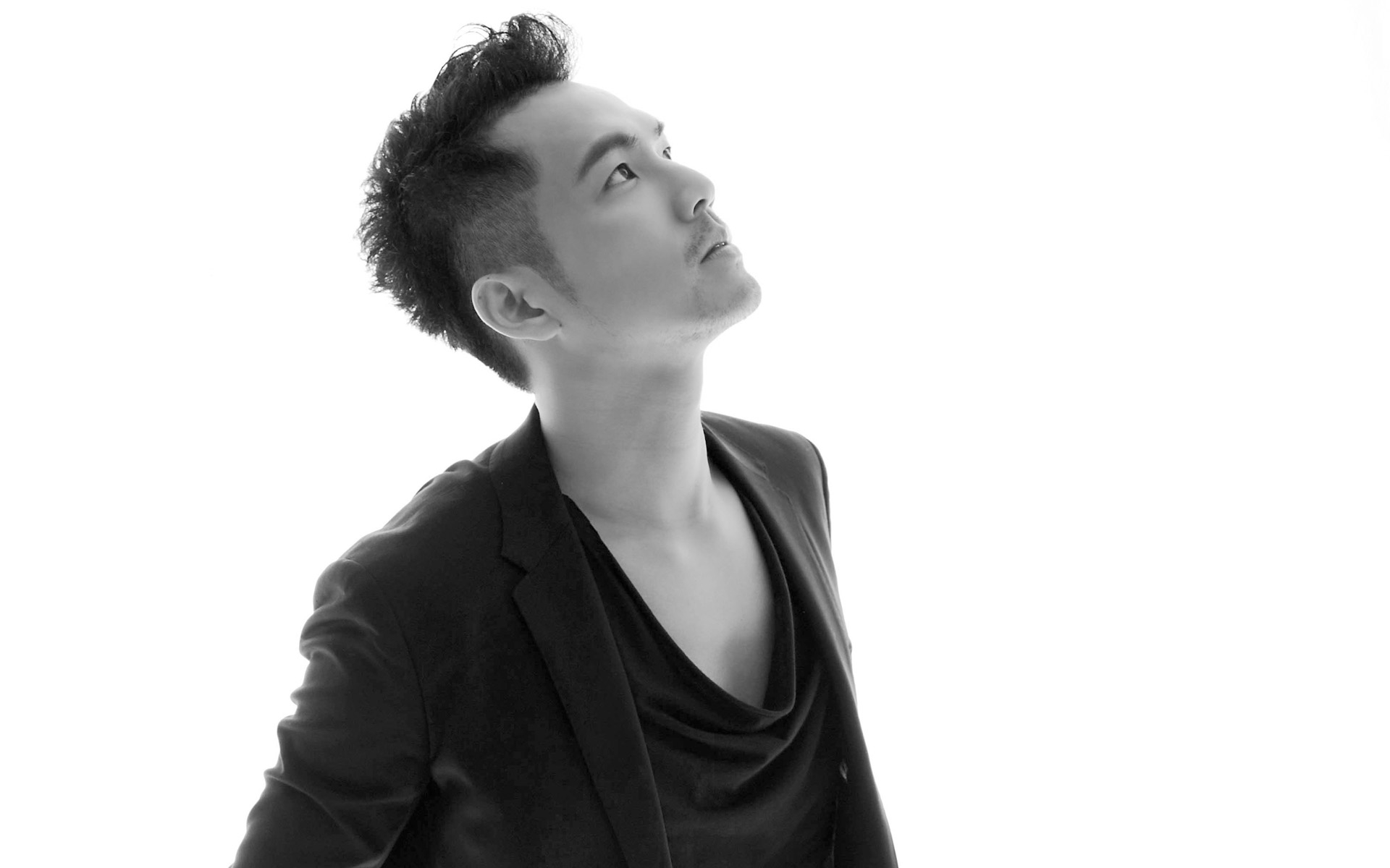高清中国香港影视男演员新天龙八部钟汉良高清手机壁纸744*1392图片