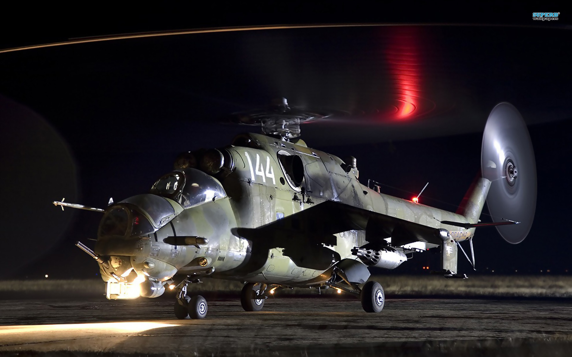 米格-24 Mil Mi-24飞机桌面壁纸图片