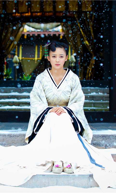 高清台湾省新竹县女演员《笑傲江湖OL》陈乔恩代言唯美东方不败精选壁纸图片