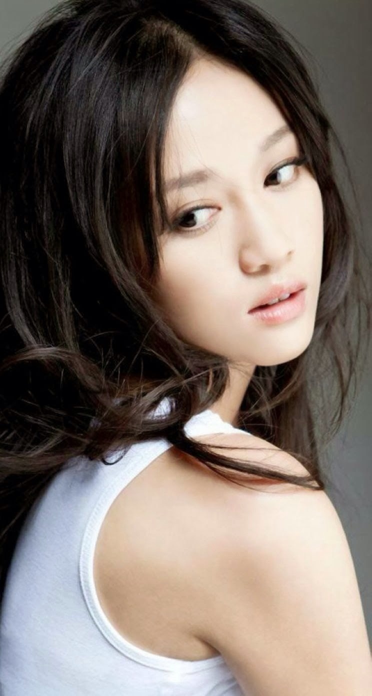高清台湾省新竹县女演员《笑傲江湖OL》陈乔恩代言唯美东方不败精选壁纸图片