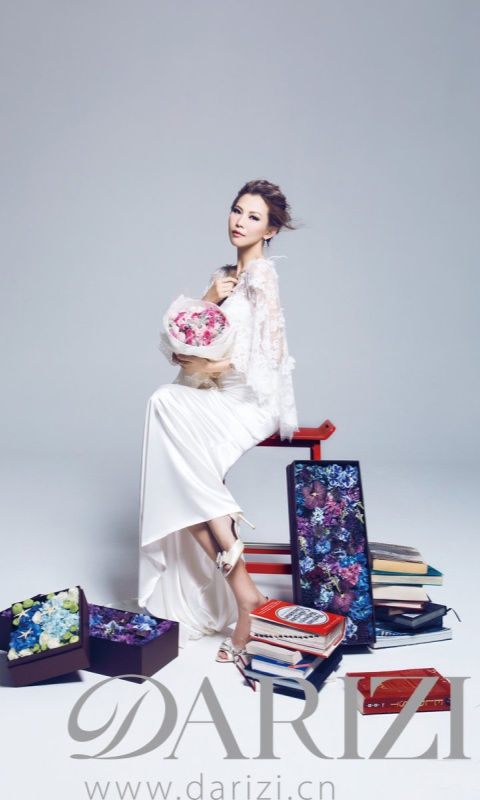 蔡少芬图片