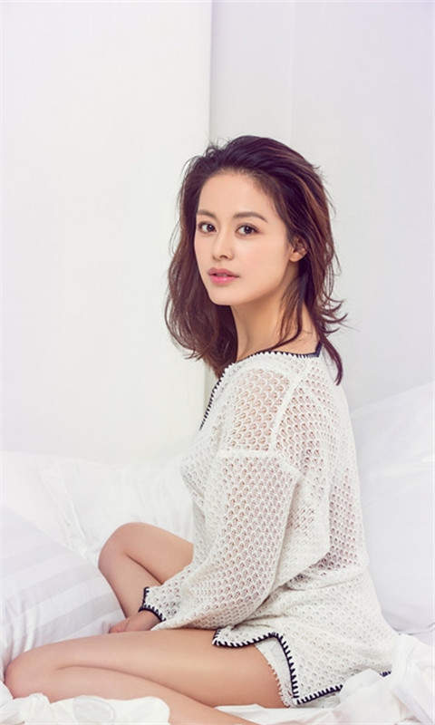 中国内地著名影视和舞蹈演员实力演员王力可清新简约白衣写真图片图片