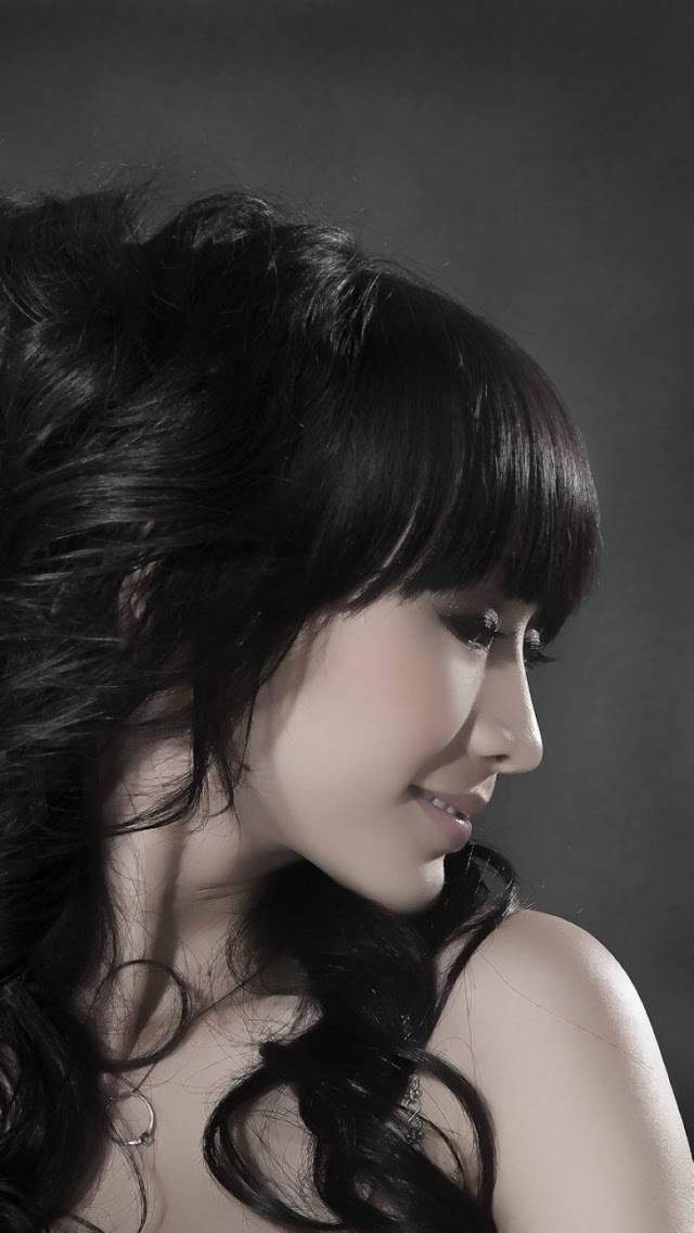 高清中国内地湖南衡阳女演员柳岩时尚魅力写真高清电脑桌面壁纸下载图片