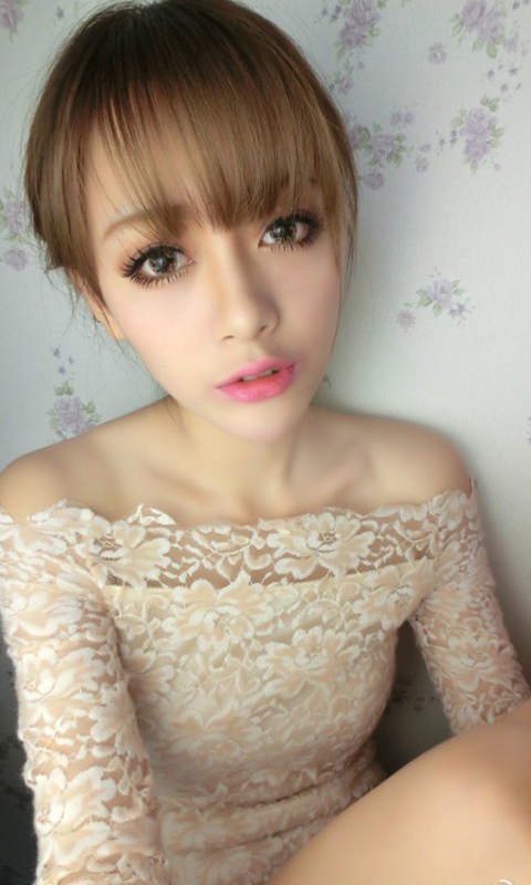 可爱女孩Chinajoy展上百媚千娇的ShowGirl图片