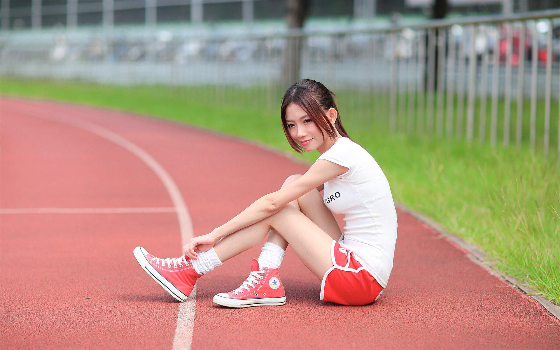 超短裙美女图片