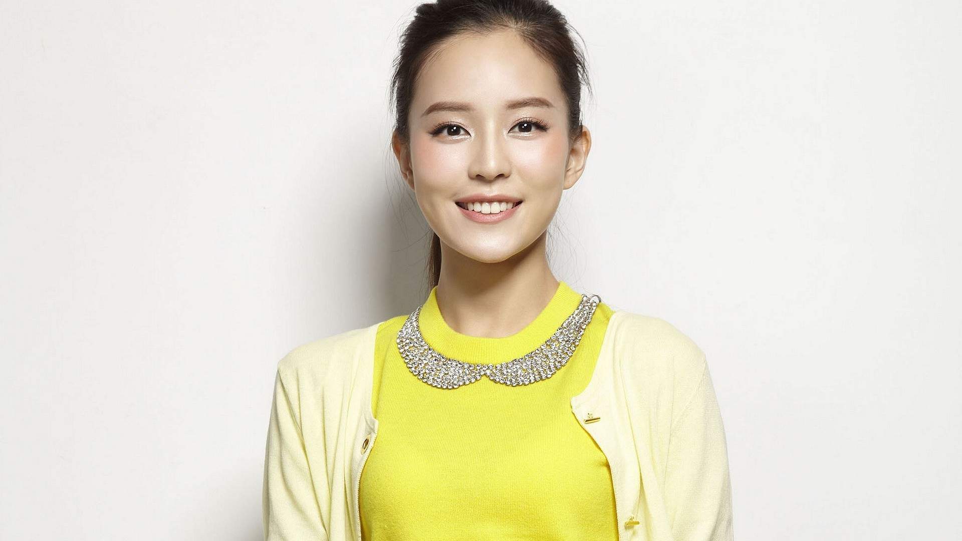 高颜值韩国美女明星李宝英写真高清电脑桌面主题壁纸图片图片