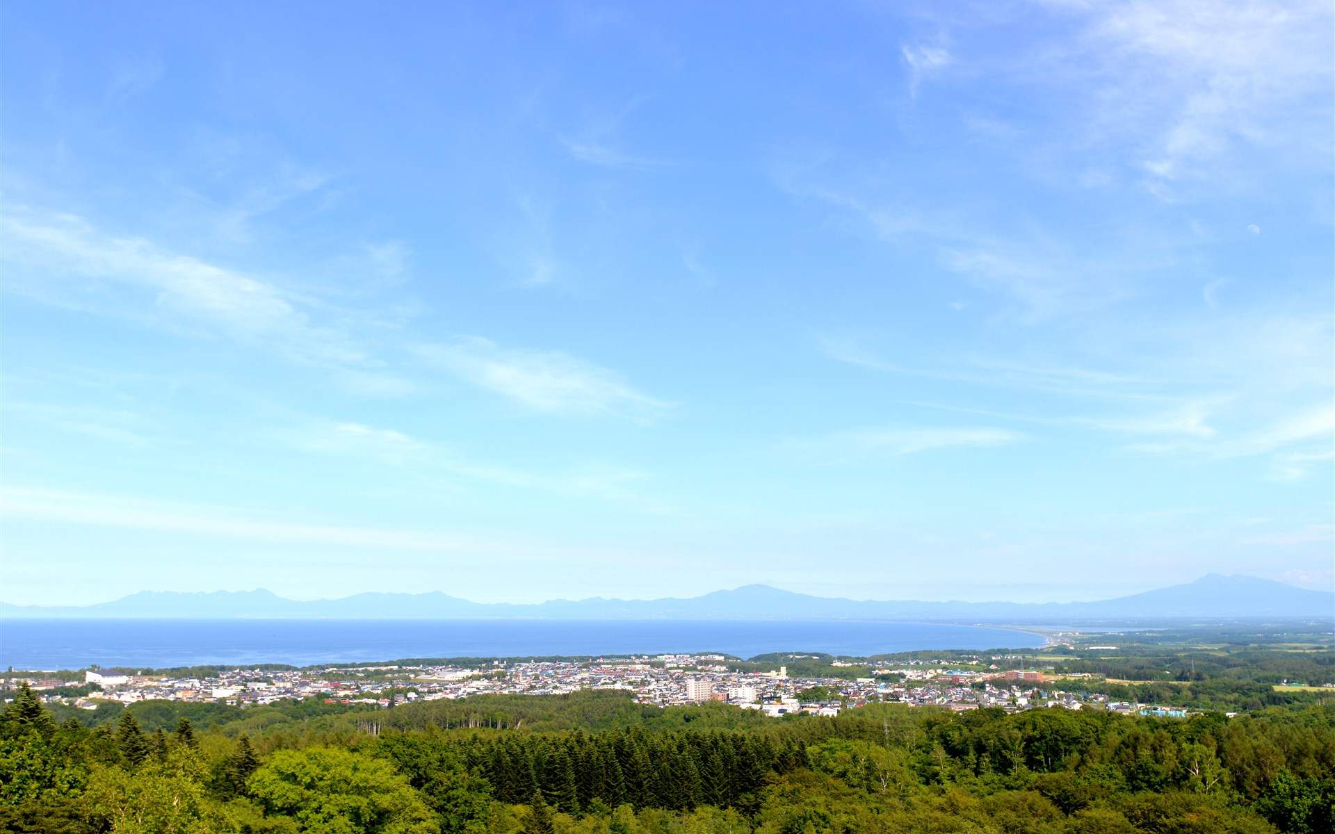 山间田野图片