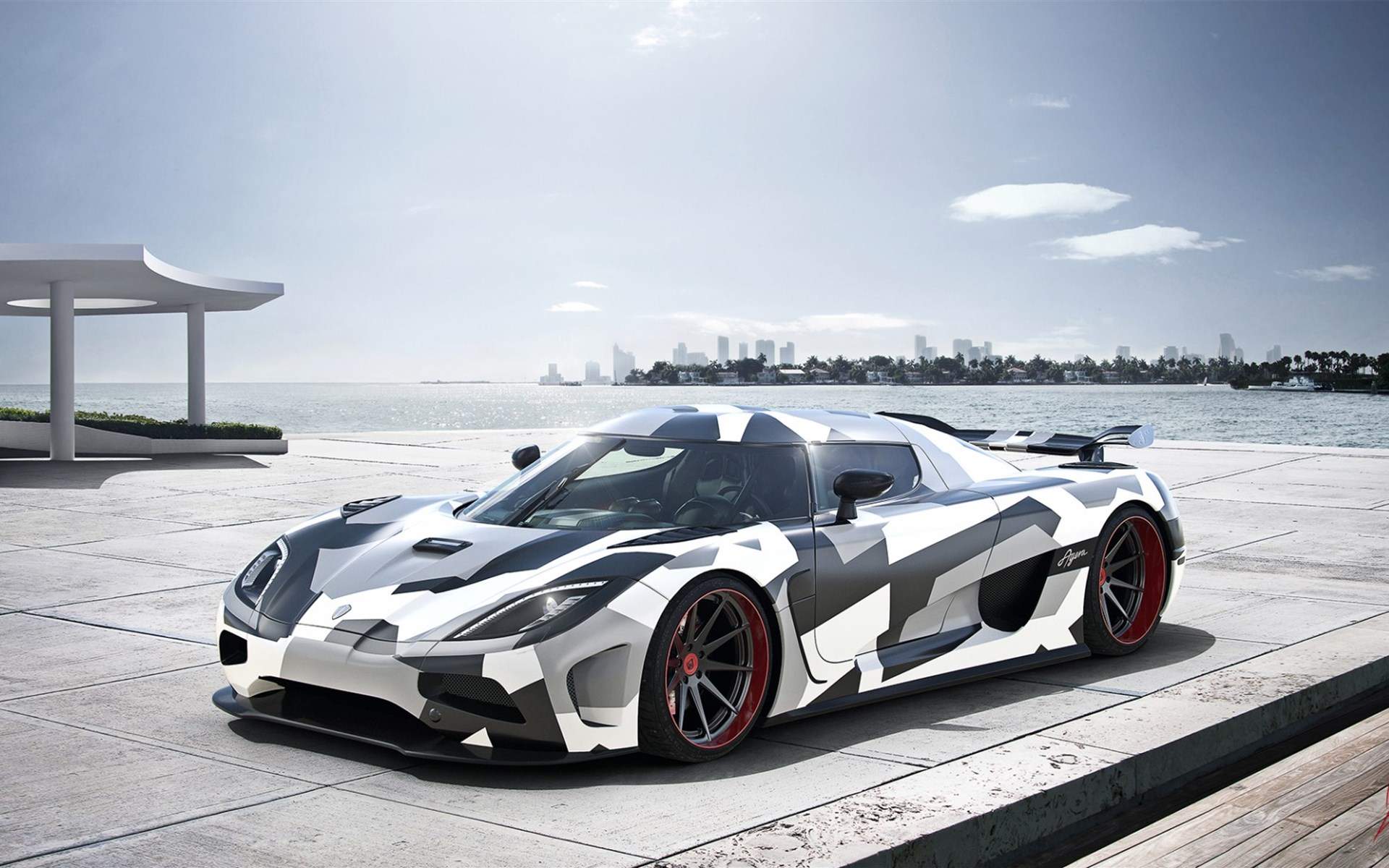 幽灵超跑Koenigsegg电脑桌面主题壁纸(一)图片