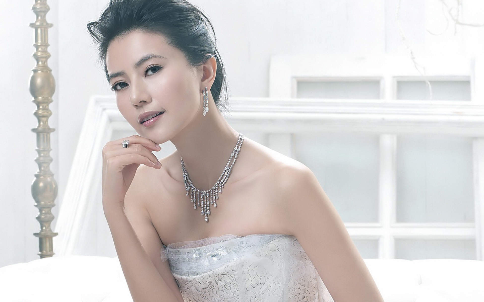 高清中国内地影视北京女演员高圆圆清纯唯美熟女风写真桌面壁纸下载图片 高清中国内地影视北京女演员高圆圆清纯唯美熟女风写真桌面壁纸下载图片