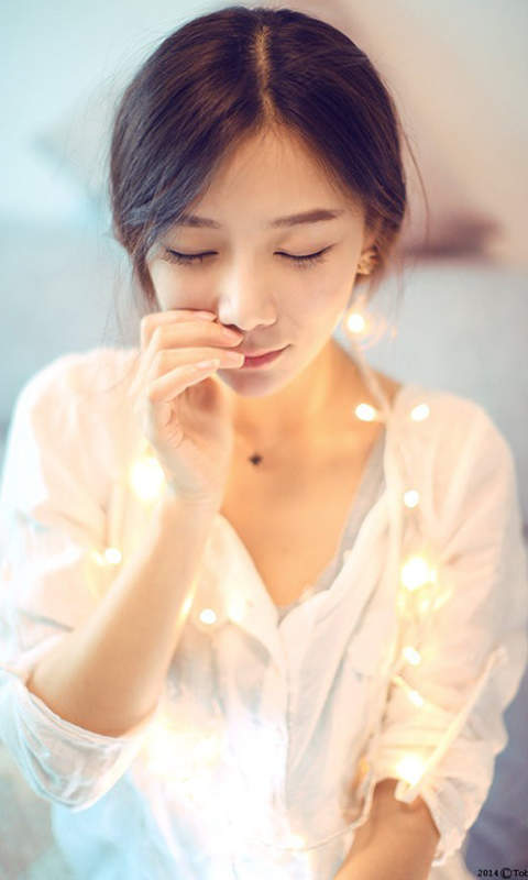高清手机超可爱清纯性感萝莉MM美女大胆cos诱惑迷人私房照图片