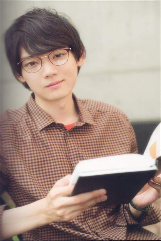 高清日本东京男星男神古川雄辉登Cool当代歌坛8月刊图片