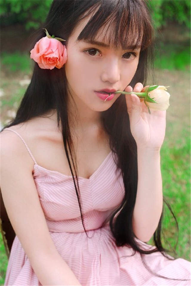 黄灿灿图片