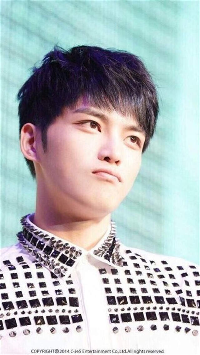 高清韩国忠清南道男星金在中新专辑写真散发摇滚魅力金在中图片图片