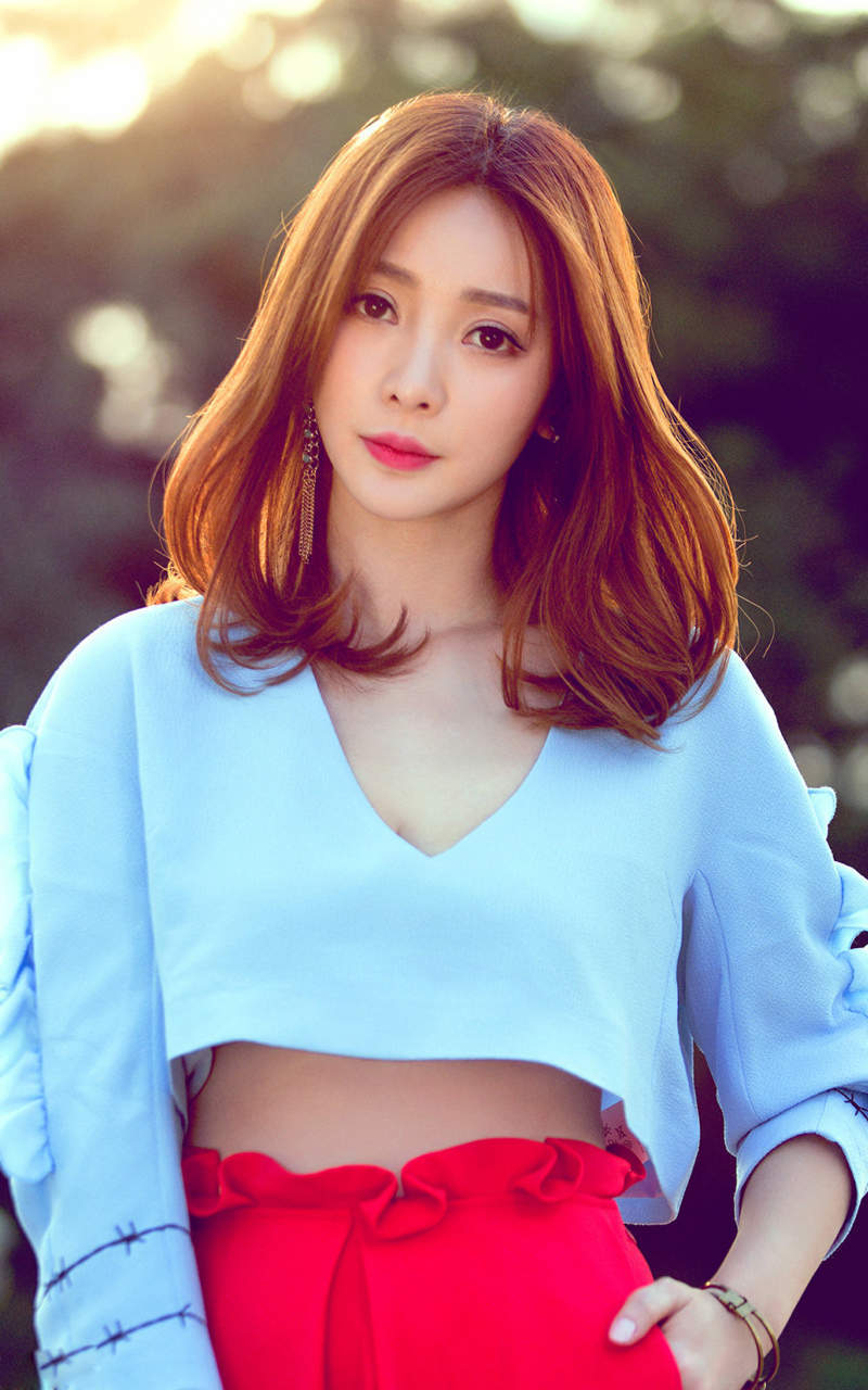 高清中国内地湖南衡阳女演员柳岩时尚魅力写真高清电脑桌面壁纸下载图片