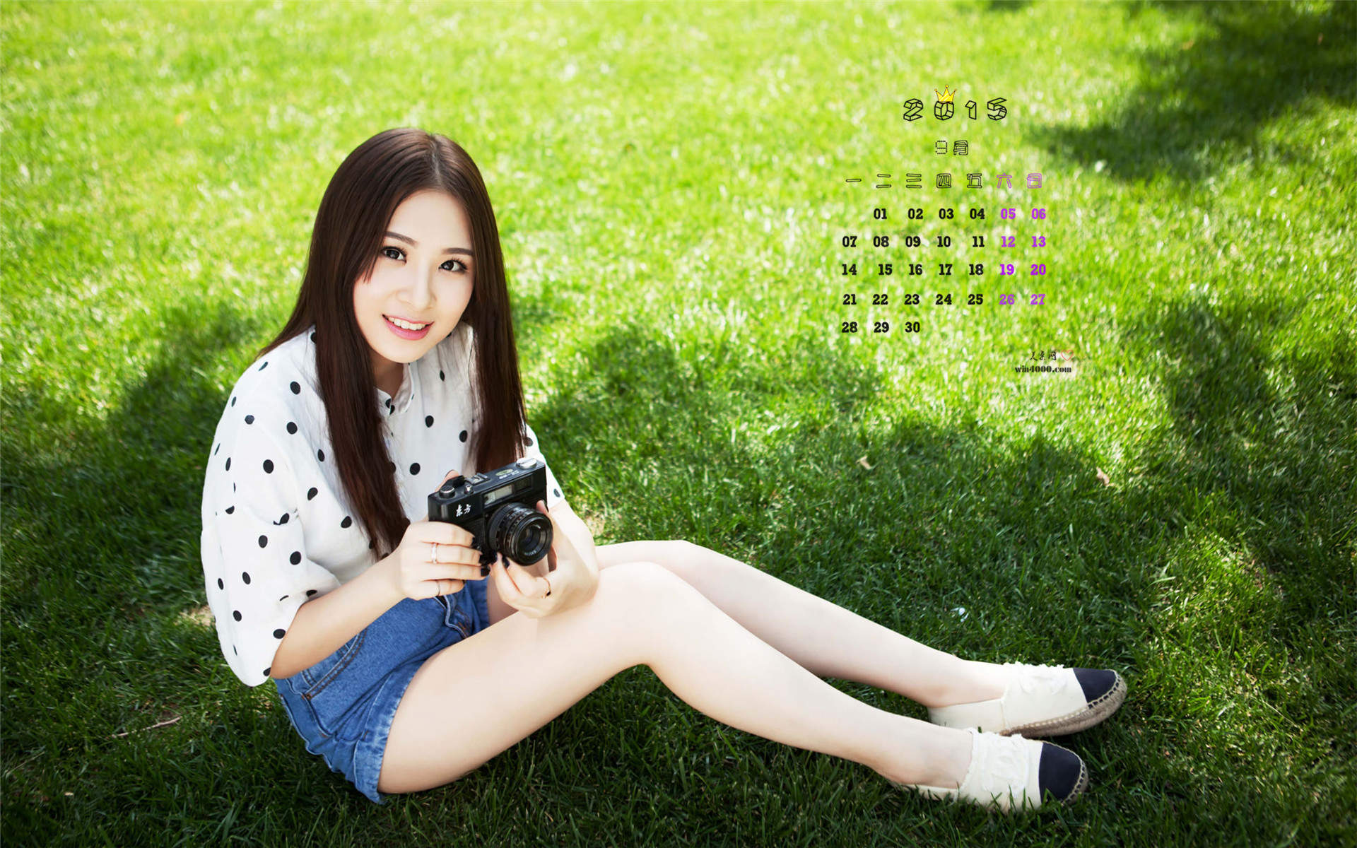 性感艺校美女自拍事业线美女写真图图片