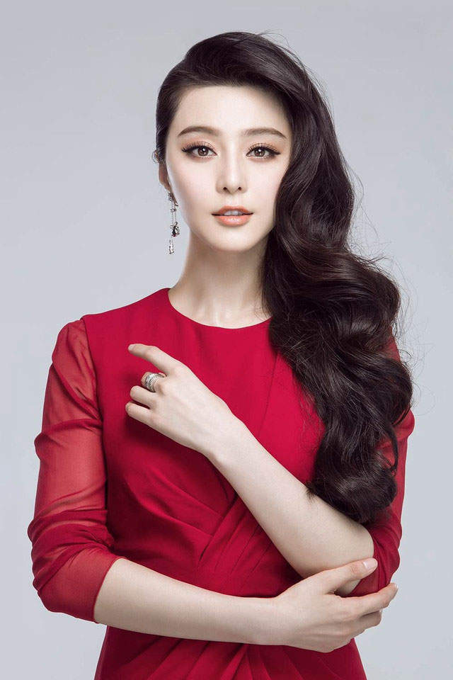 内地山东青岛女演员范冰冰《芭莎珠宝》高贵性感写真图片图片