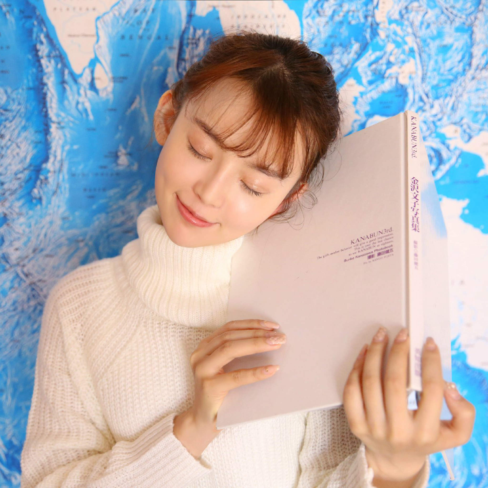 乃木坂46成员星野南可爱写真iPad壁纸图片下载图片