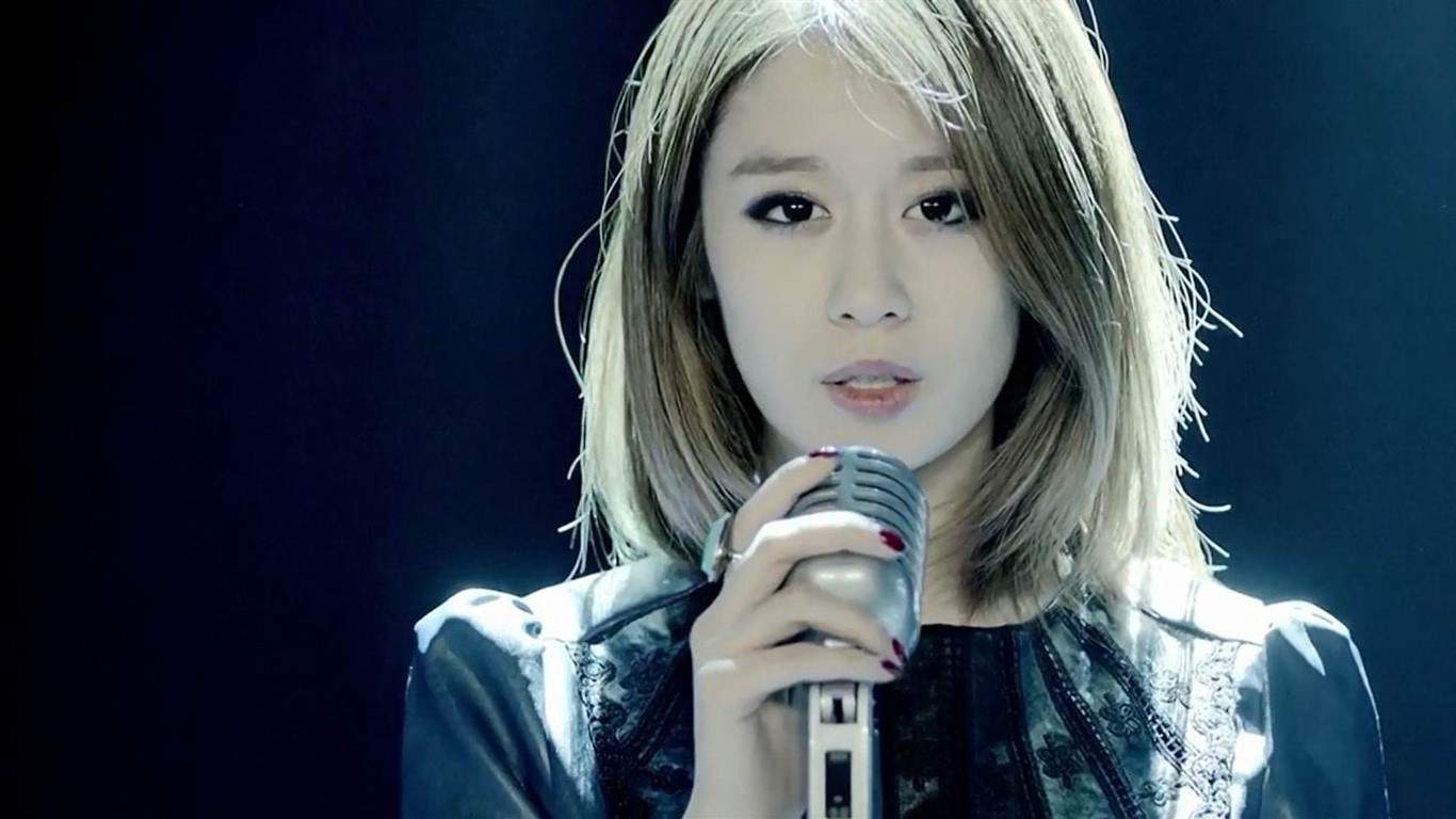高清韩国首尔美女百变女团朴智妍电脑壁纸图片