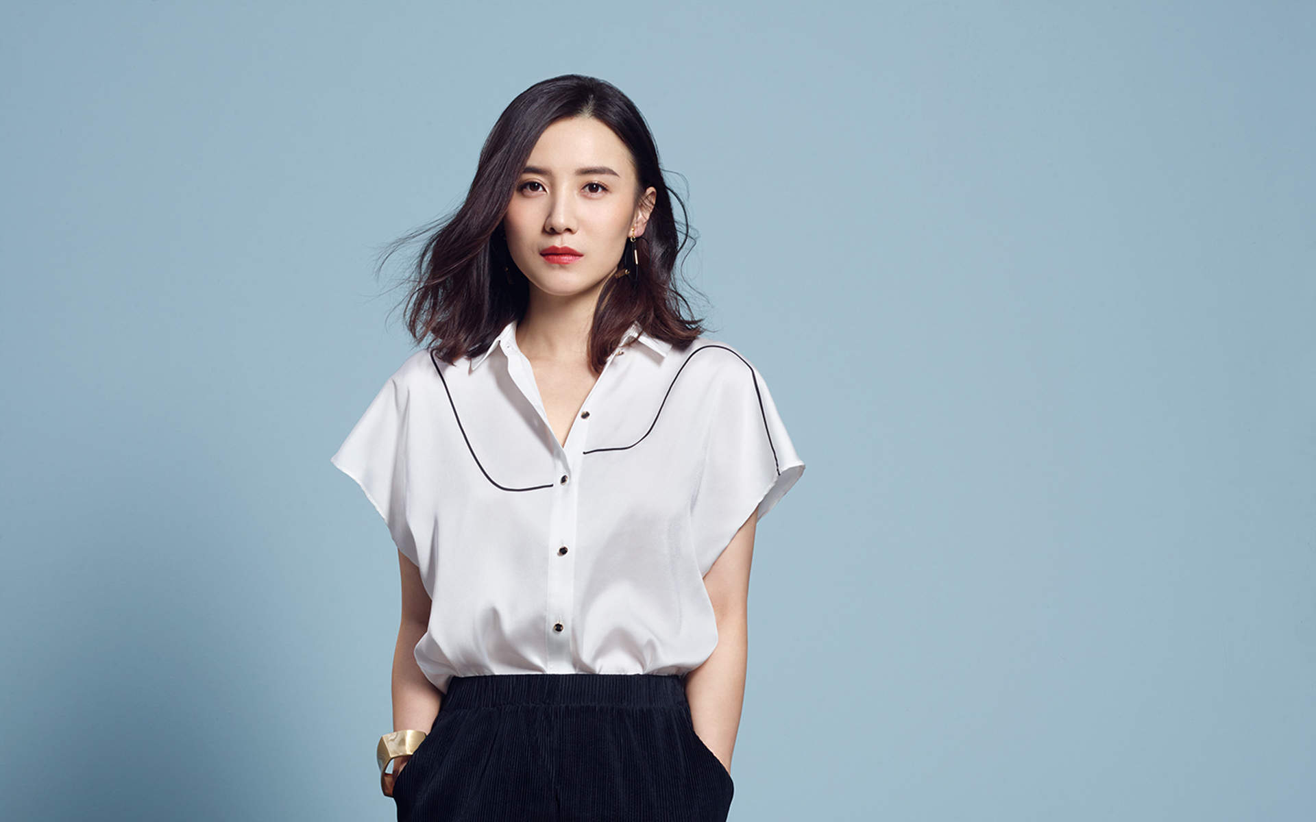 黑龙江省哈尔滨市南岗女明显宋佳钉珠连衣裙优雅写真图片图片