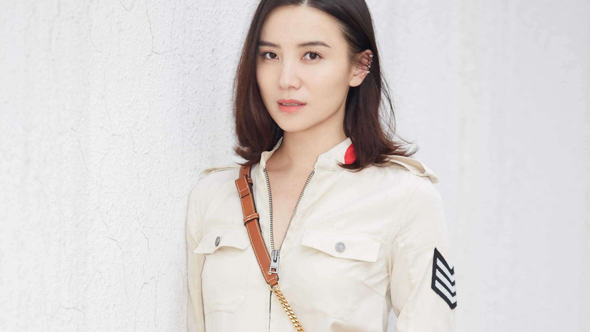 黑龙江省哈尔滨市南岗女明显宋佳钉珠连衣裙优雅写真图片图片