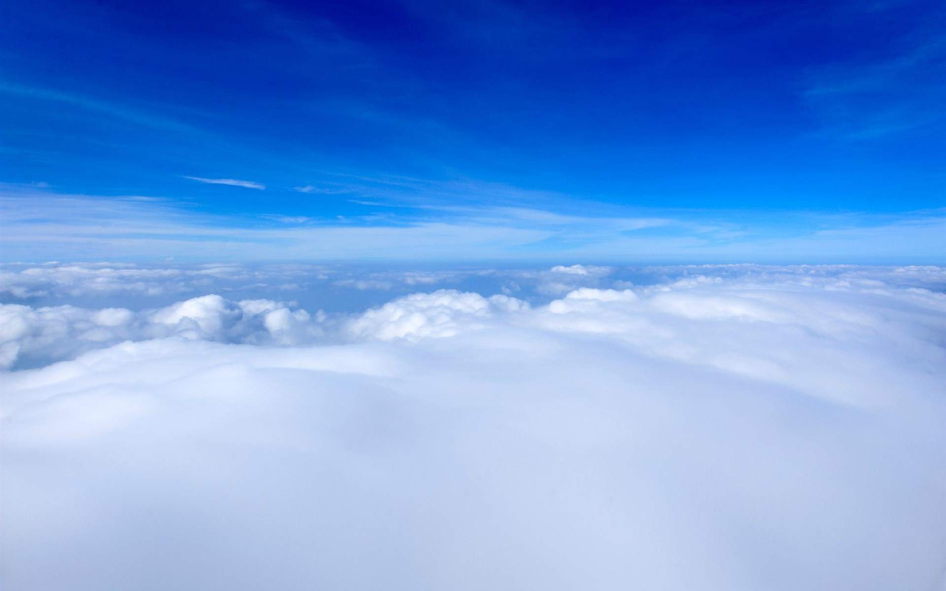 湛蓝纯净天空风景手机壁纸图片