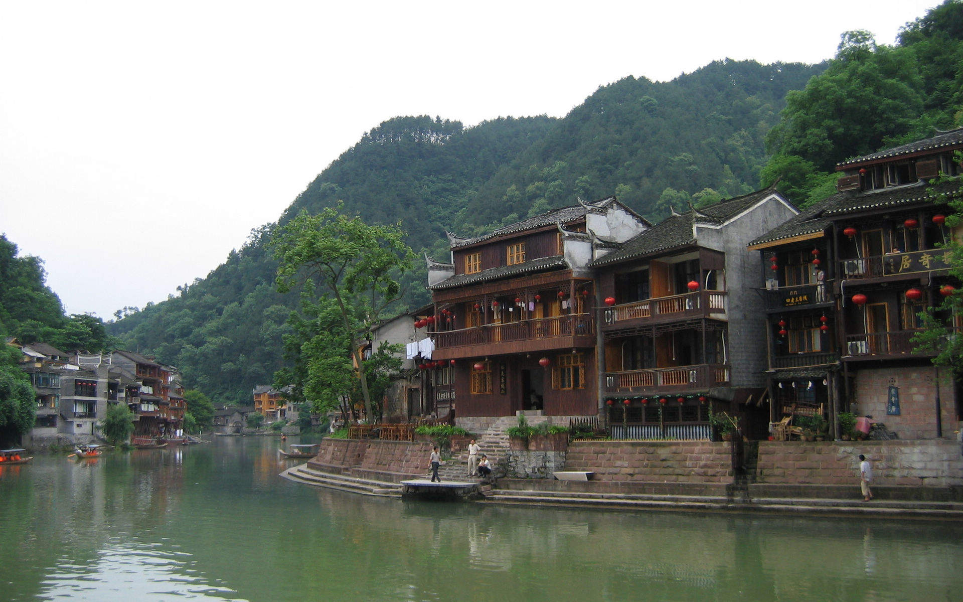 高清旅游古镇精选好看的凤凰古城迷人夜景高清古镇风景电脑桌面壁纸下载（二）图片