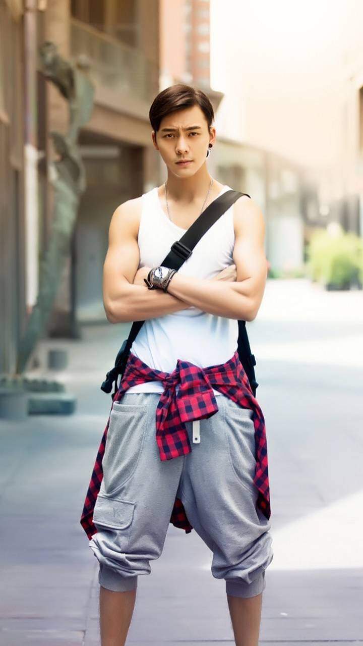 中国香港华语影视男演员歌手陈伟霆第四张个人专辑《headsortails》宣传写真图片陈伟霆专辑封面写真图片图片
