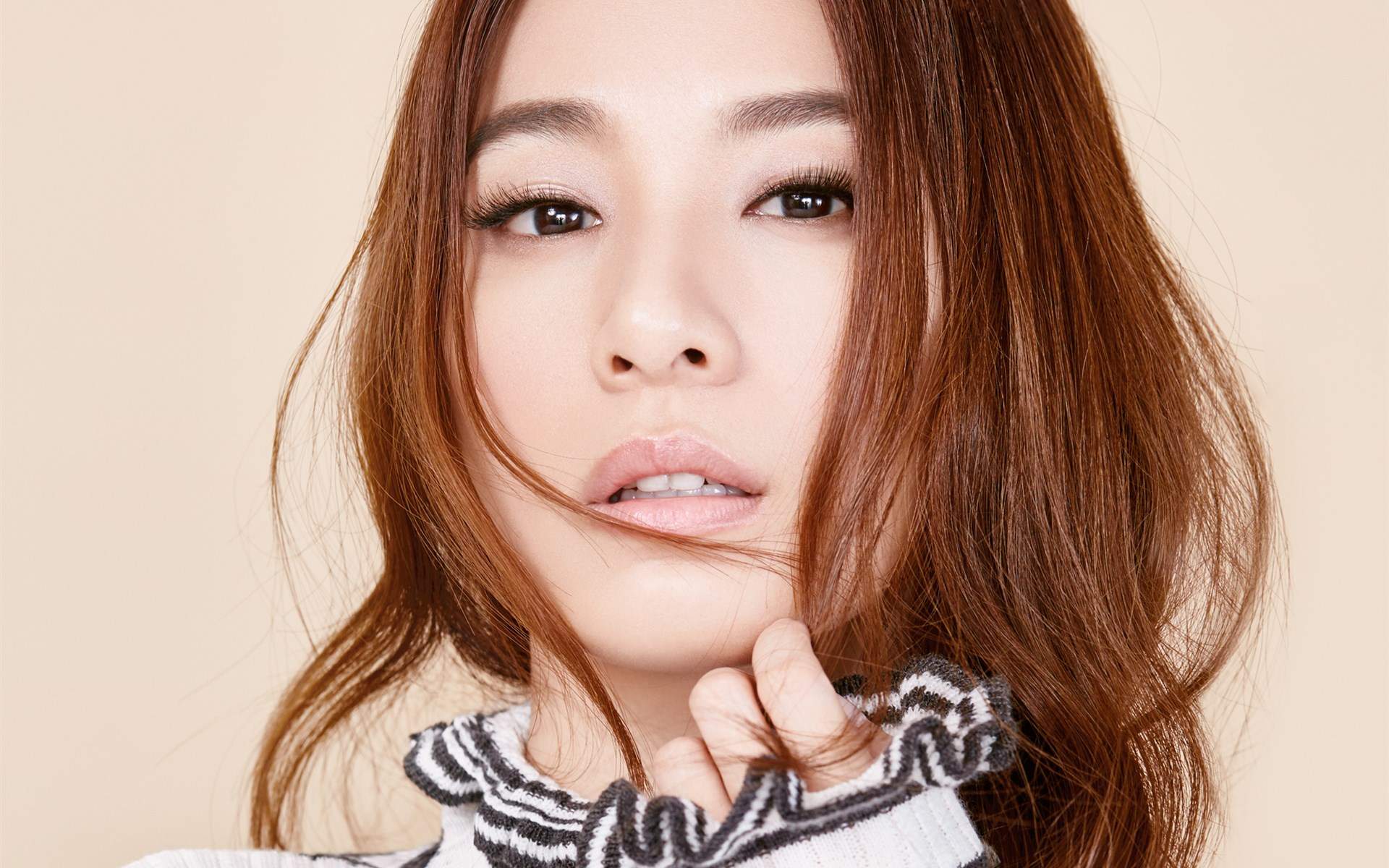 大陆台湾省新竹女演员Hebe田馥甄唯美写真图片桌面壁纸图片