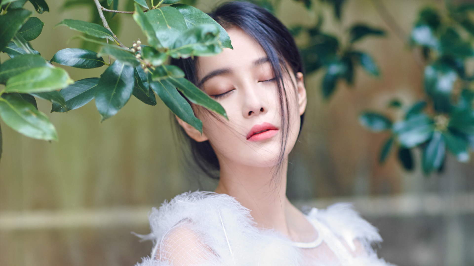 文咏珊《新娘ModernBride》性感婚纱写真图片图片