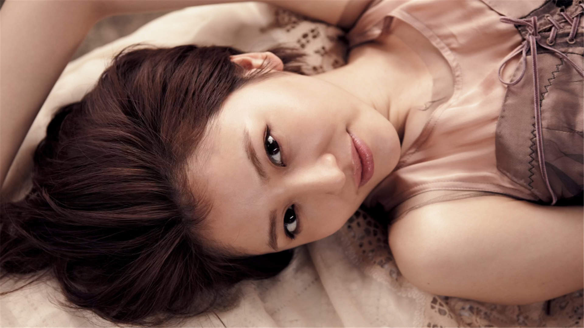 高清静冈县磐女明星长泽雅美夏帆时尚写真图片图片