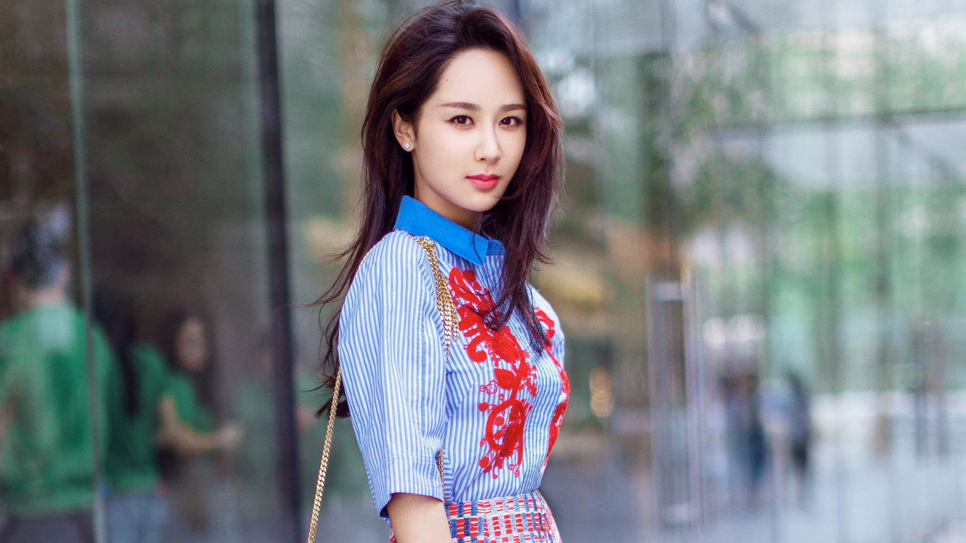 高清中国内地影视北京女演员杨紫温婉雅致写真图片桌面壁纸图片 高清中国内地影视北京女演员杨紫温婉雅致写真图片桌面壁纸图片