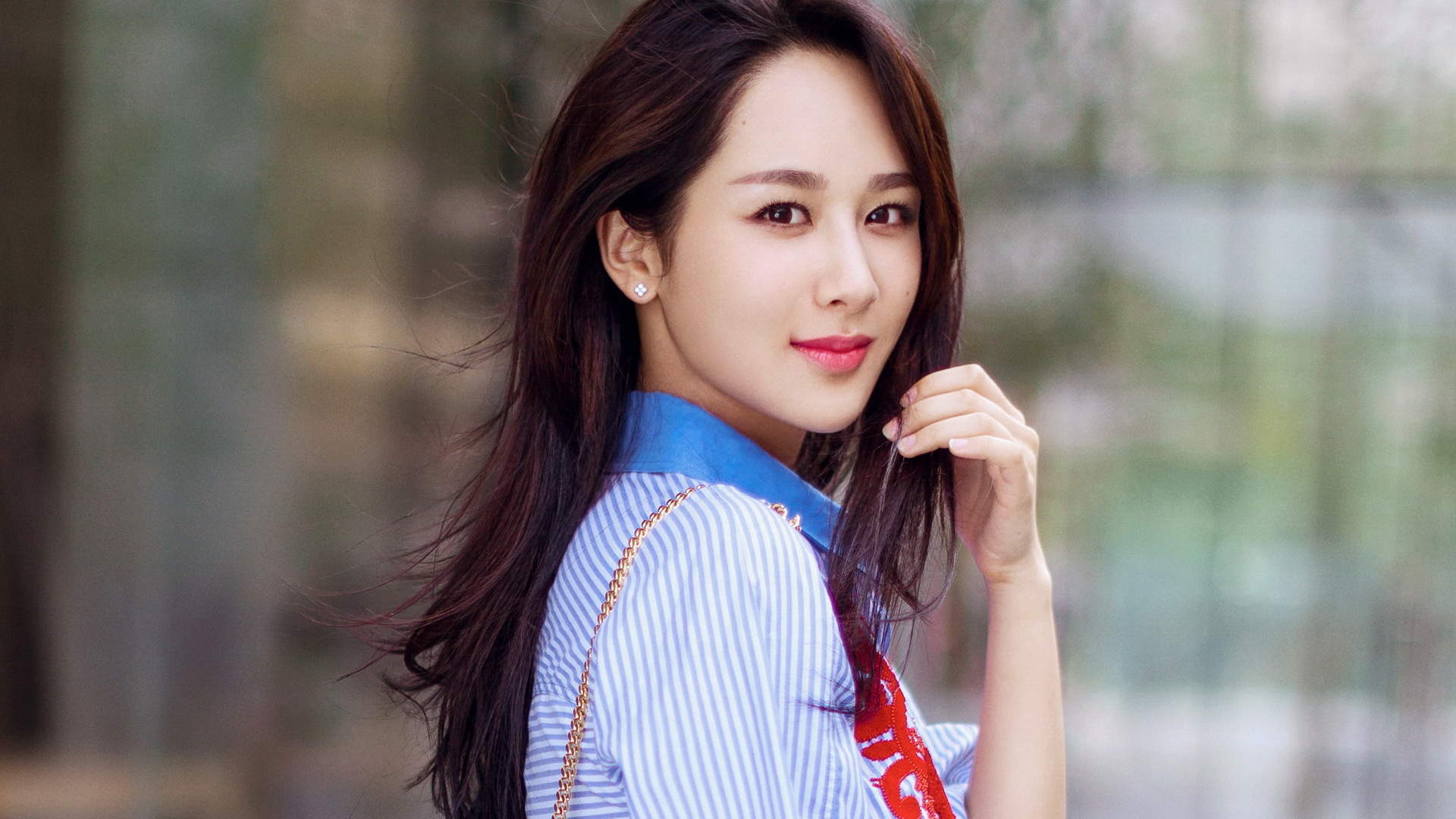 高清中国内地影视北京女演员杨紫微博之夜性感优雅写真图片图片