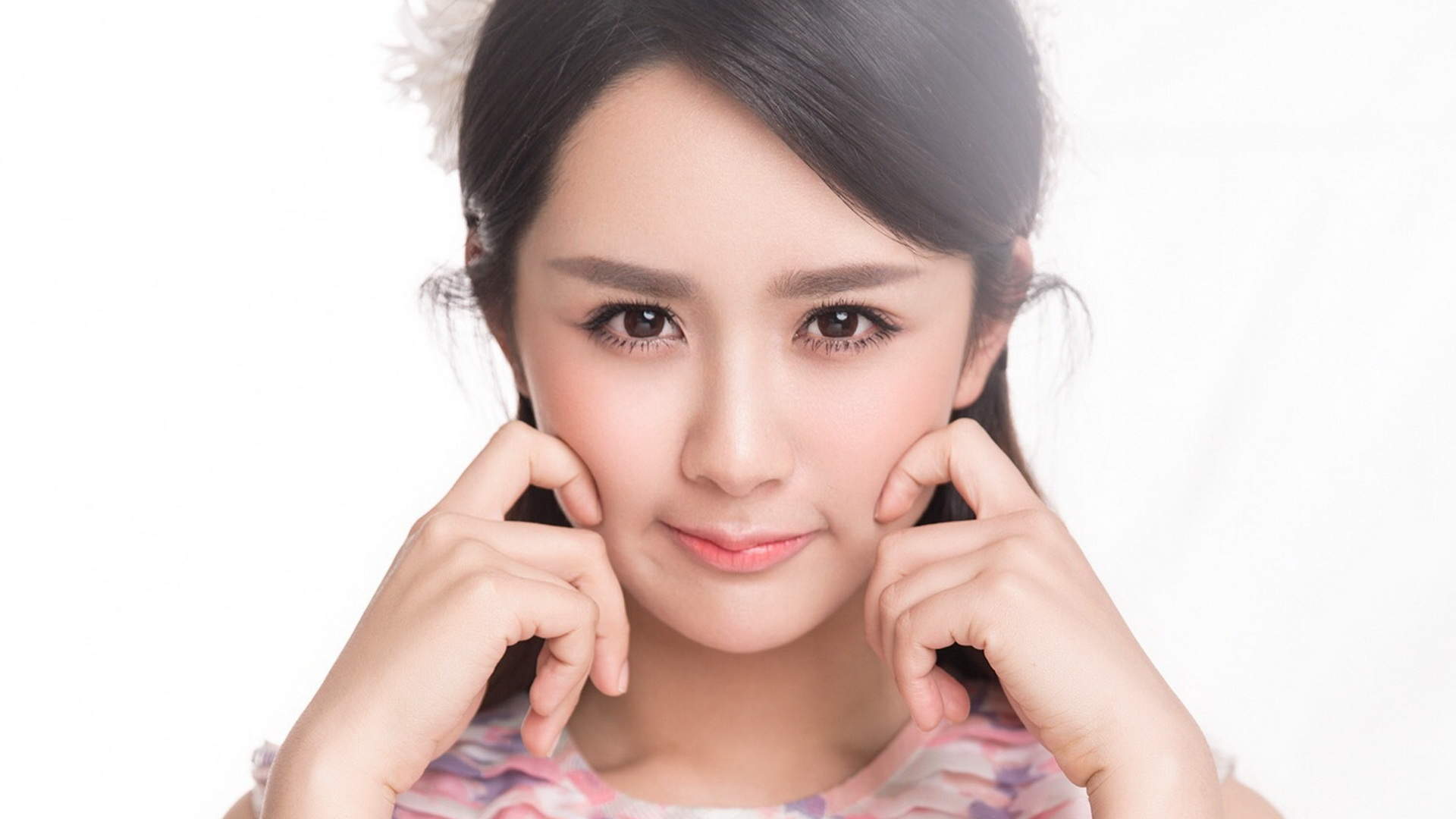 高清中国内地影视北京女演员杨紫微博之夜性感优雅写真图片图片