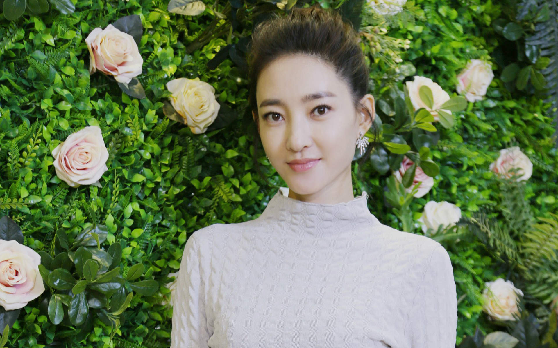 素颜女神王丽坤清新摄影高清电脑壁纸下载图片