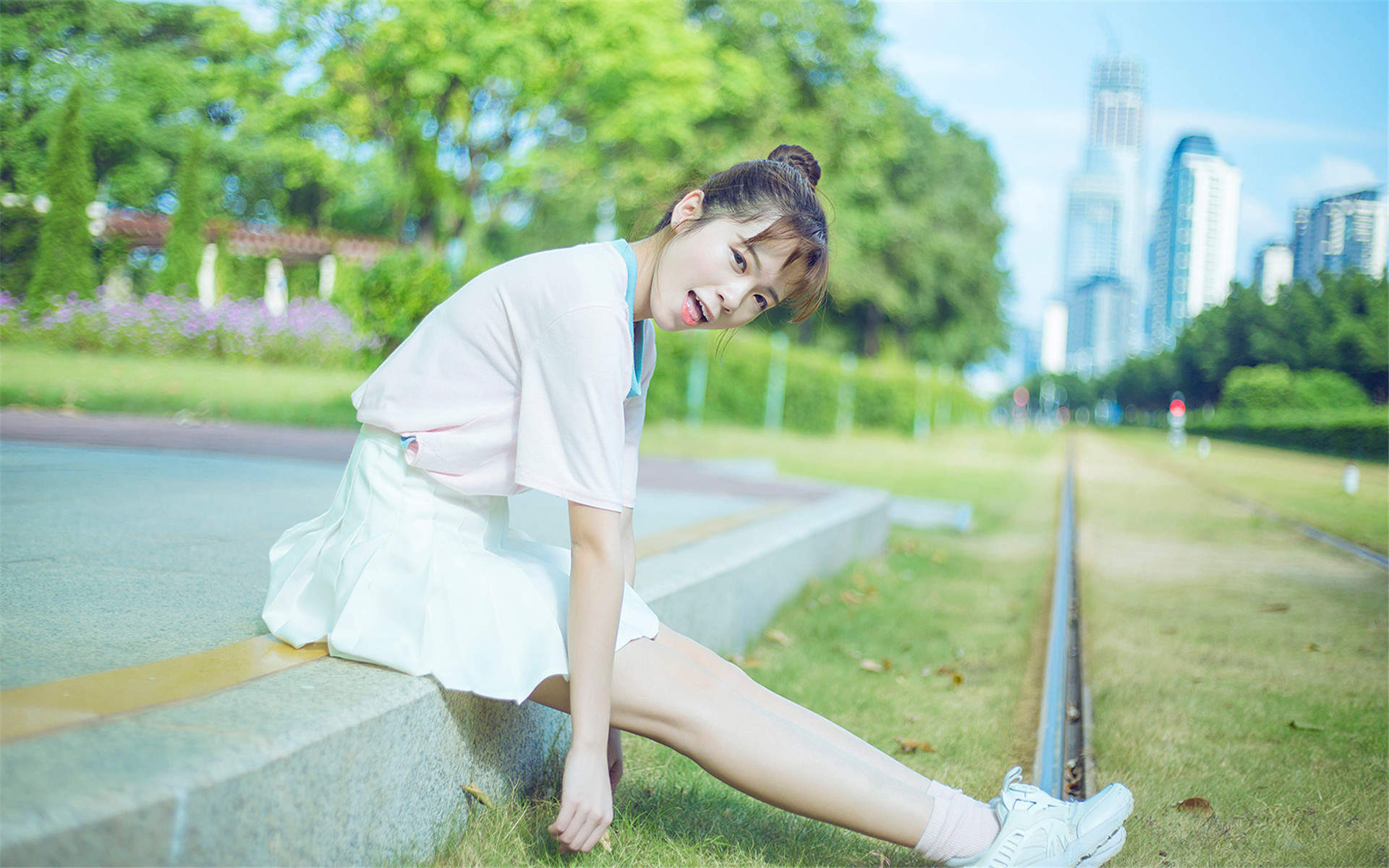 甜美手绘可爱女生插画手机壁纸图片
