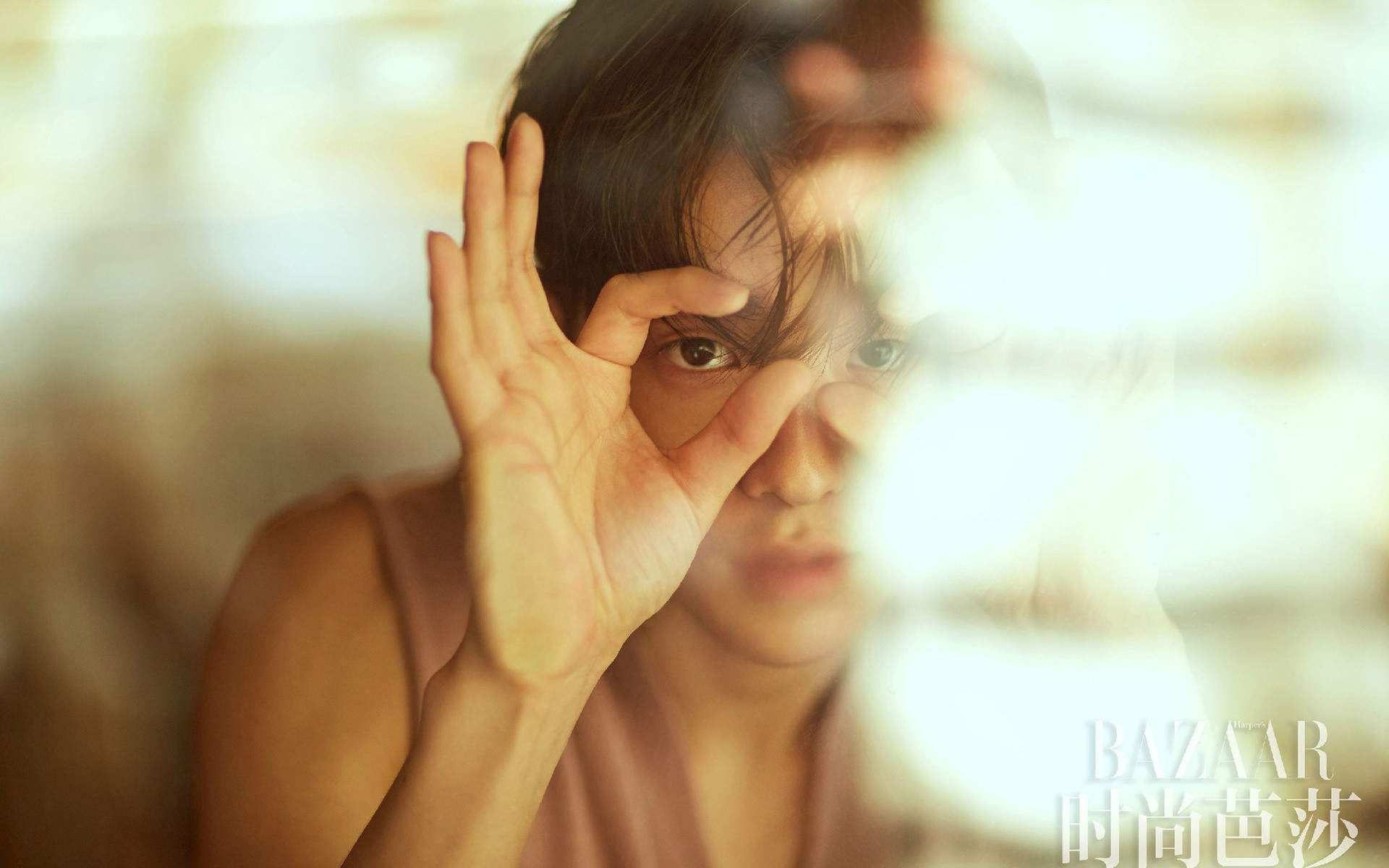韩国男星李钟硕时尚个性写真手机壁纸图片