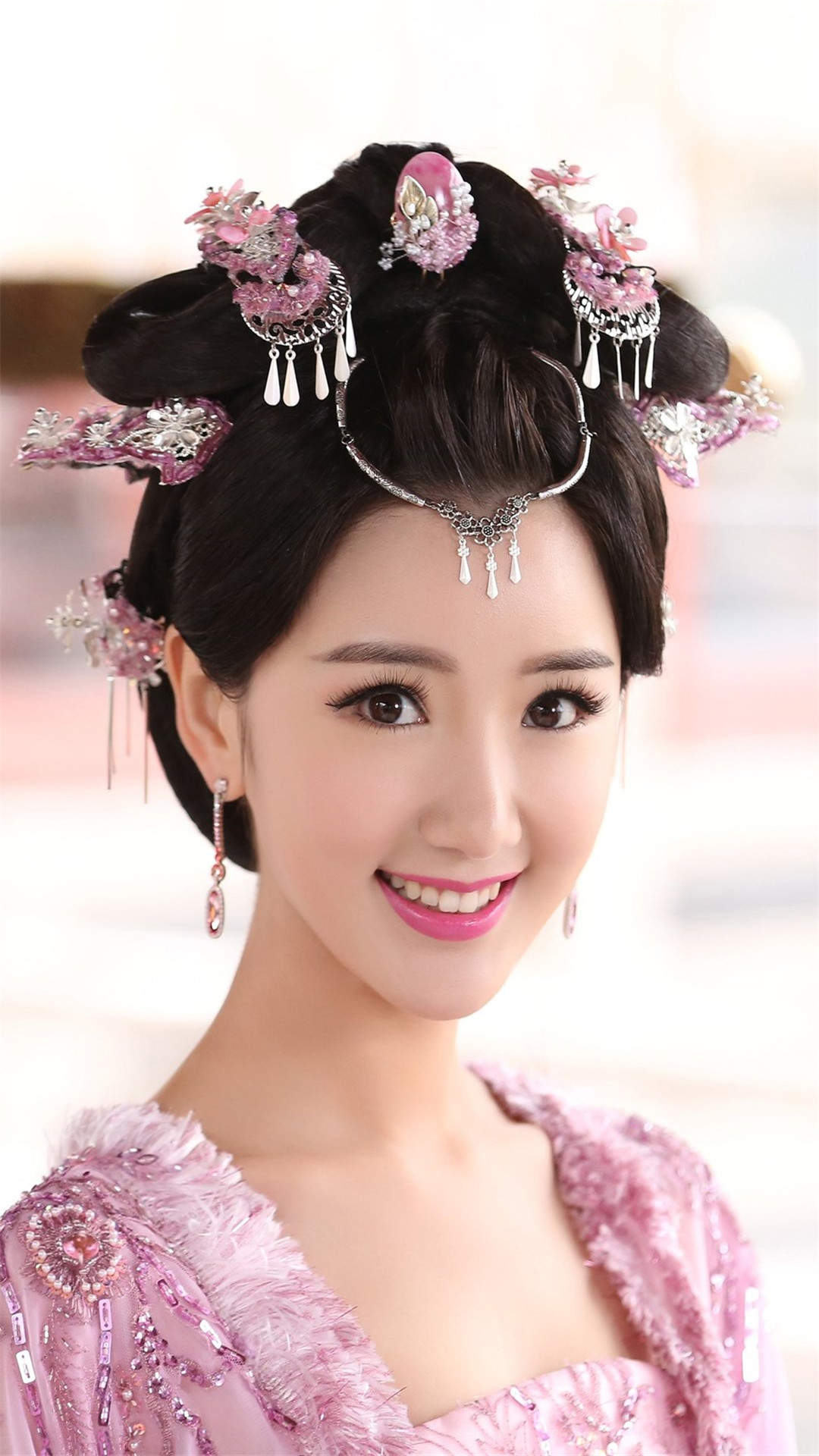 高清中国天津女演员《锦绣未央》毛晓彤古装精美剧照高清手机壁纸下载图片