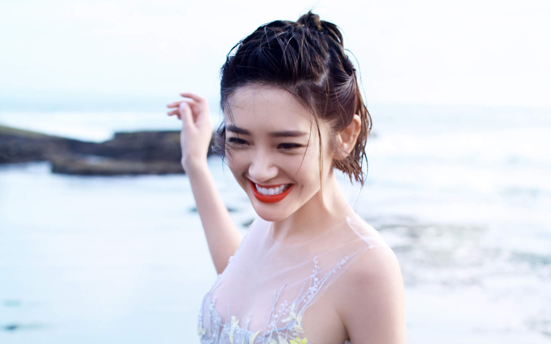 张含韵清新恬静居家写真图片图片